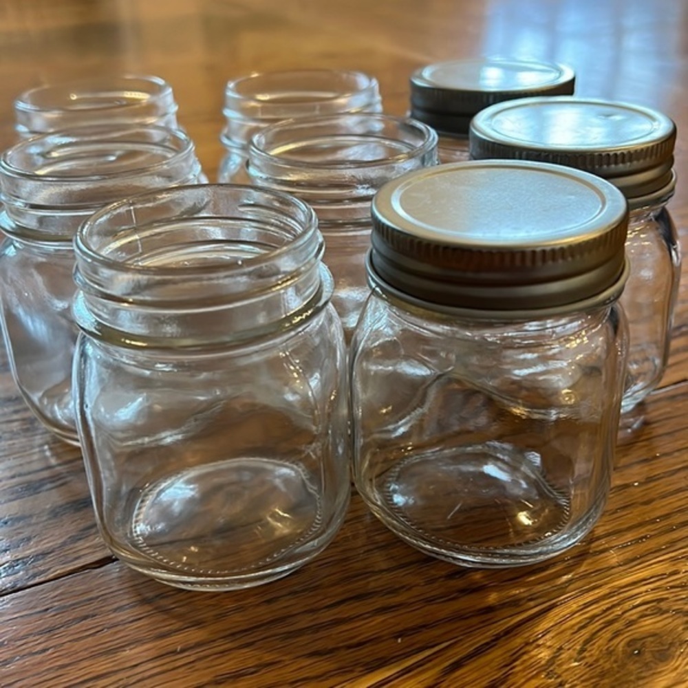 MINI GLASS JARS - SET OF 8